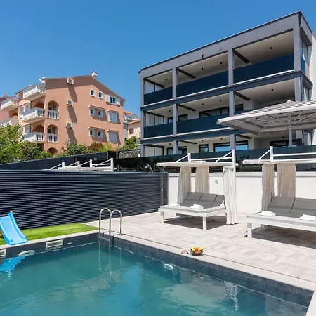Twins Superior In Crikvenica- Kvarner Bucht By Interhome Crikvenica