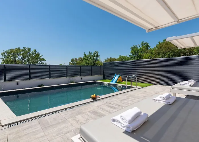Holiday home Twins Superior In Crikvenica- Kvarner Bucht By Interhome *