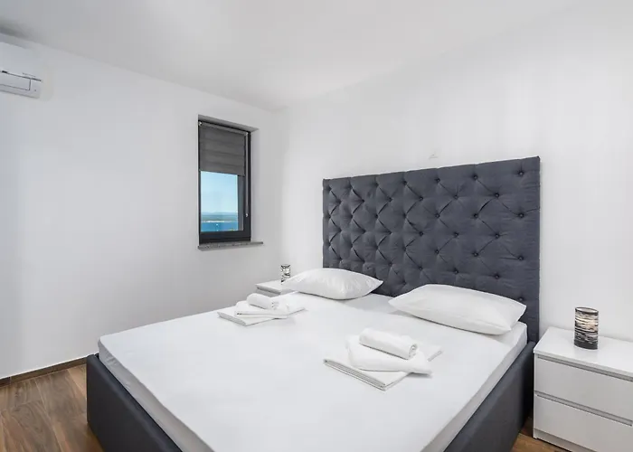 Twins Superior In Crikvenica- Kvarner Bucht By Interhome