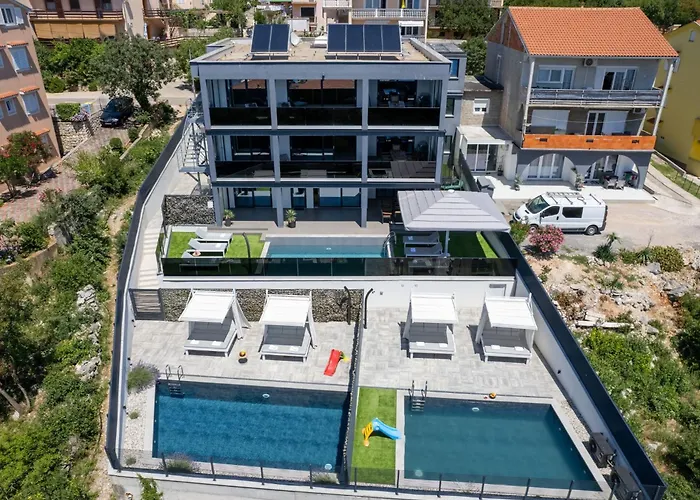 Holiday home Twins Superior In Crikvenica- Kvarner Bucht By Interhome *